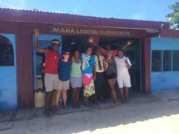 Mana Lagoon Backpackers Extérieur photo